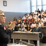 ¿Qué cursos te preparan de verdad para la vida profesional?